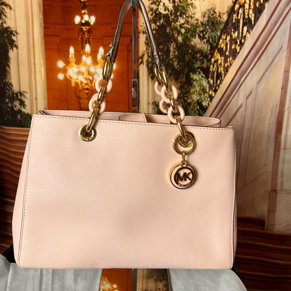Michael Kors Cynthia Saffiano Leather Satchel, pastel Pink - Picture 3 of 16